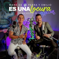 two men sitting in front of a microphone with the words es una locura